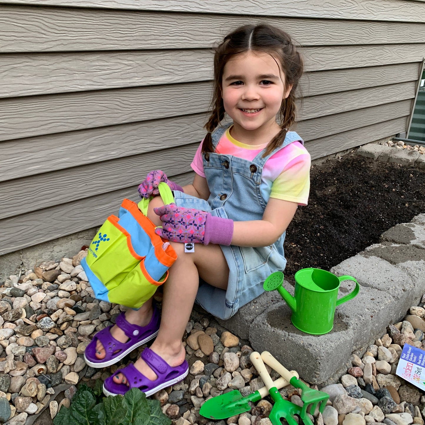 Discovery Toys Jr. Garden Tote & Tool Set