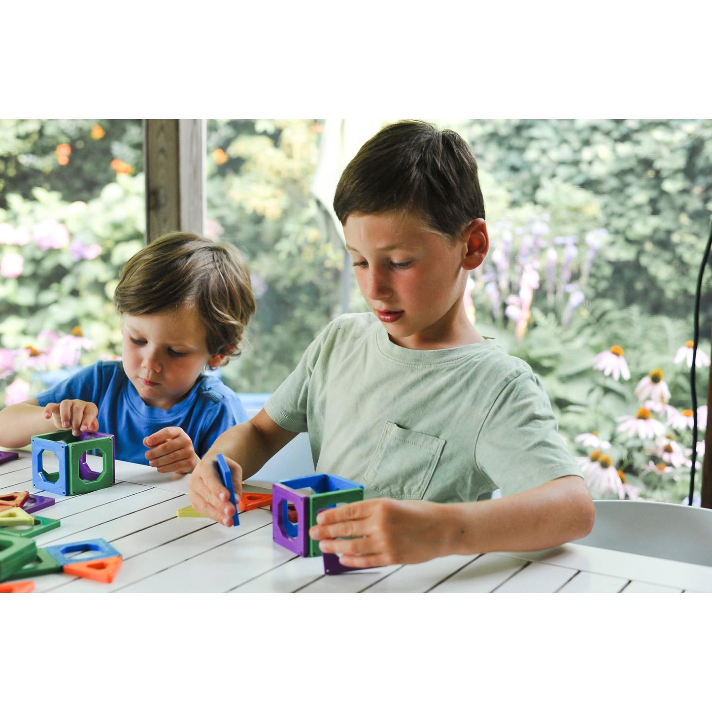 Discovery Toys Connectix Magnetic Tiles Building Set