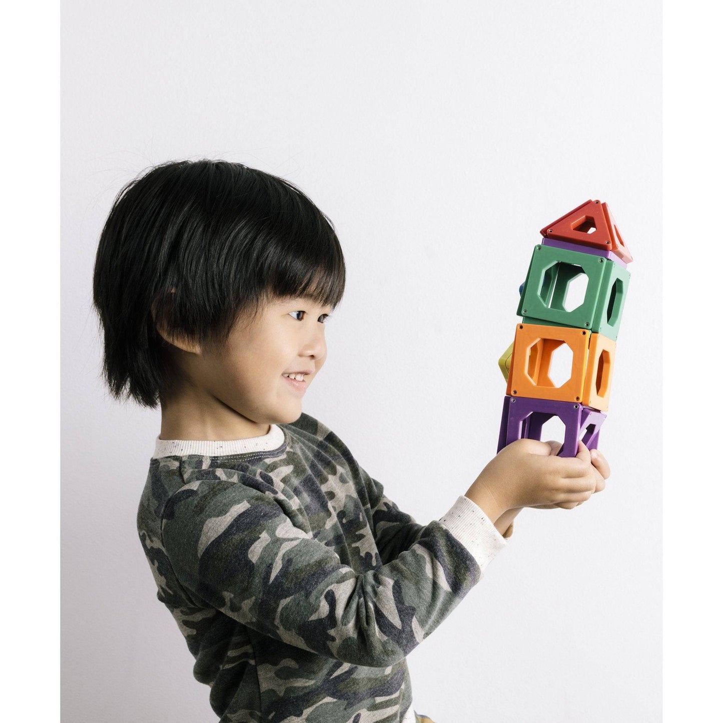 Discovery Toys Connectix Magnetic Tiles Building Set