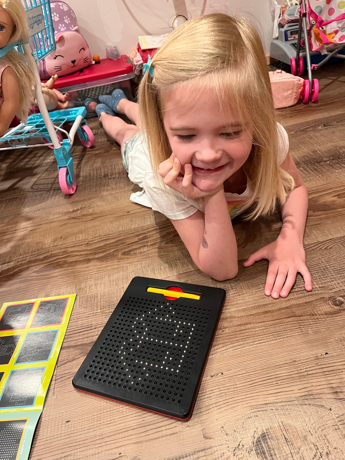Discovery Toys Magnetic Design Board 2-in-1 Activity Pad