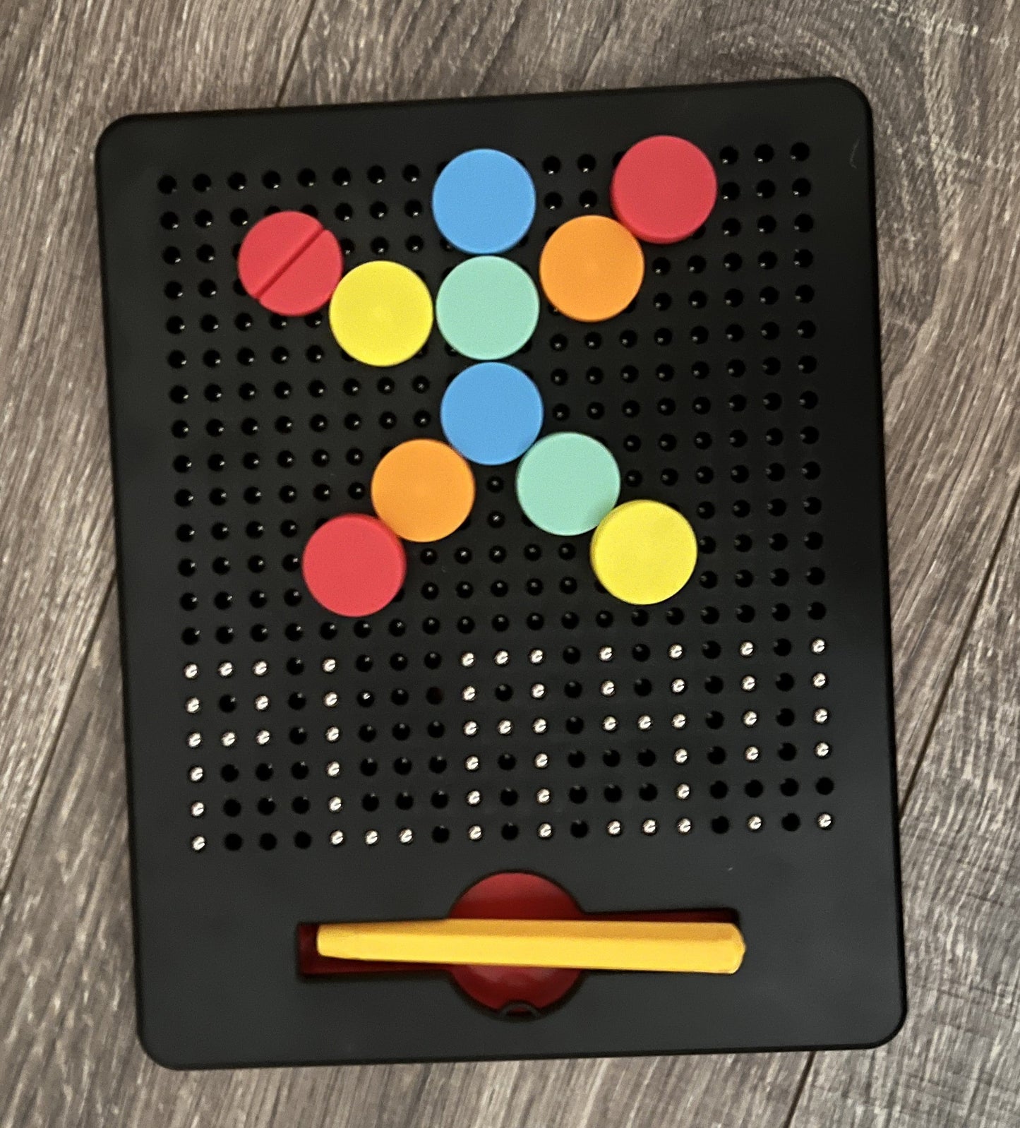 Discovery Toys Magnetic Design Board 2-in-1 Activity Pad