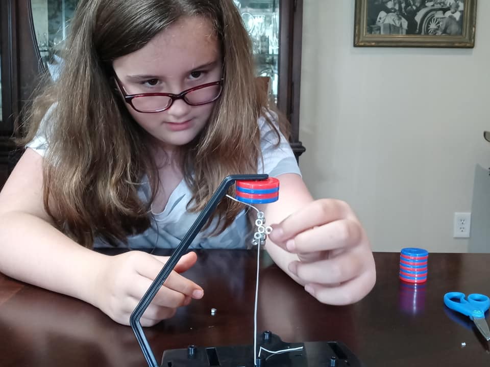 Discovery Toys Anti-Gravity Magnetic Science Experiment Kit