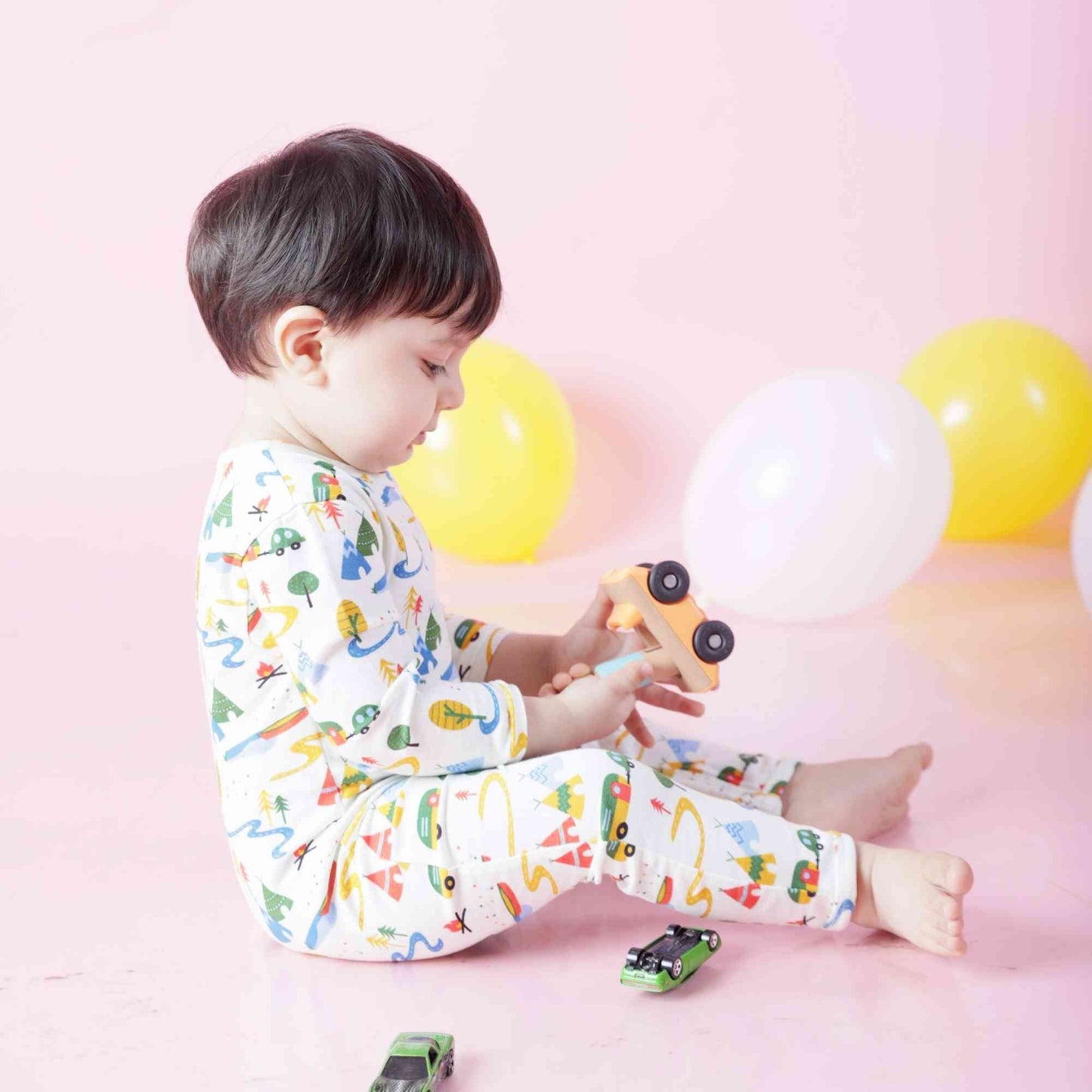 variant:color=Happy Camping - Off White