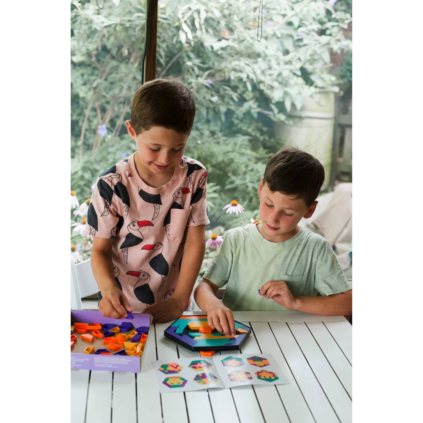 Discovery Toys Mosaic Mysteries Design Pattern Puzzle