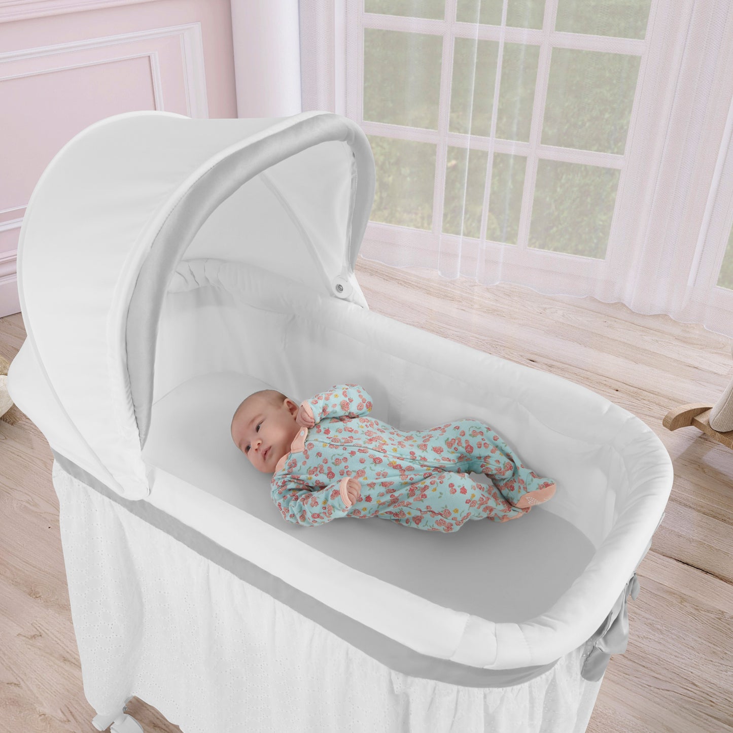 Dream On Me Montreal Portable 2-In-1 Bassinet