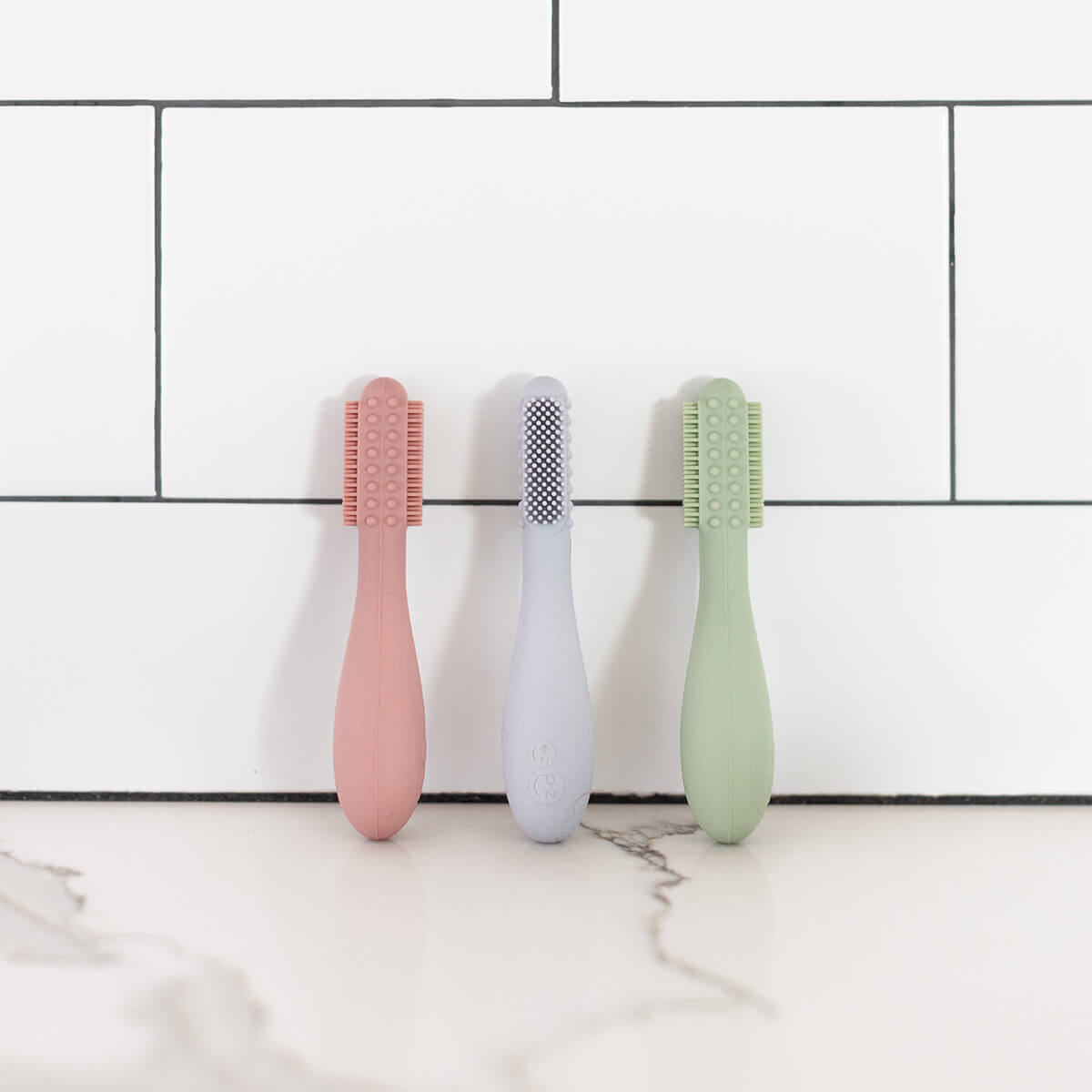 ezpz Baby-Led™ Toothbrush + Tongue Depressor