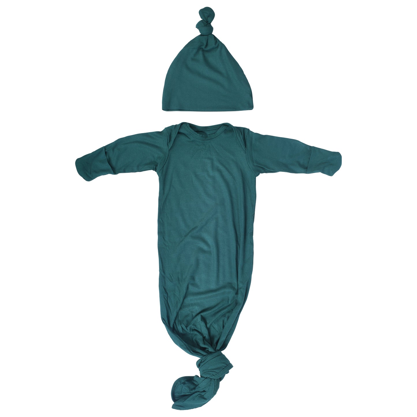 variant:style=Gown & Hat