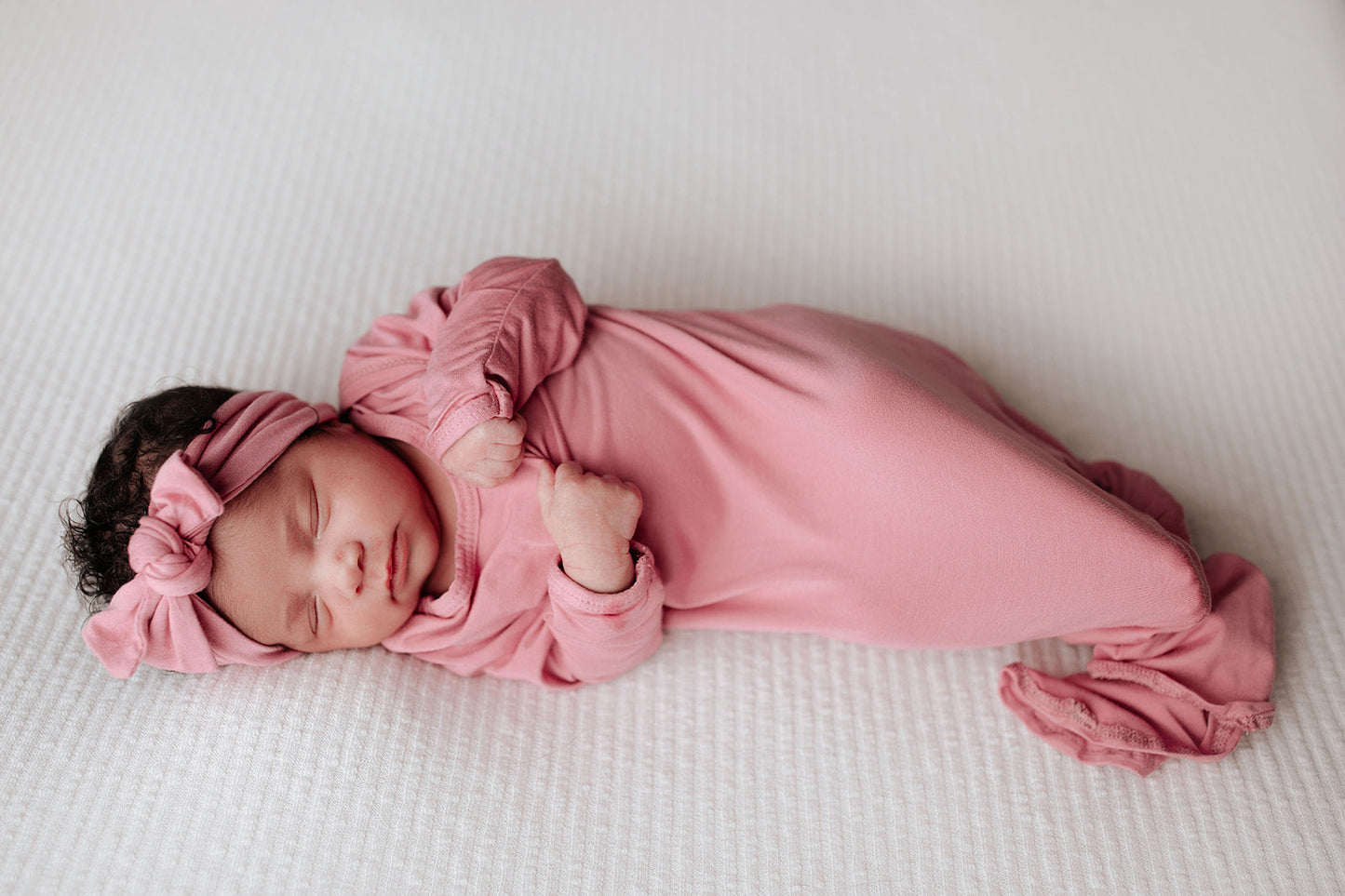 variant:style=Gown & Bow 