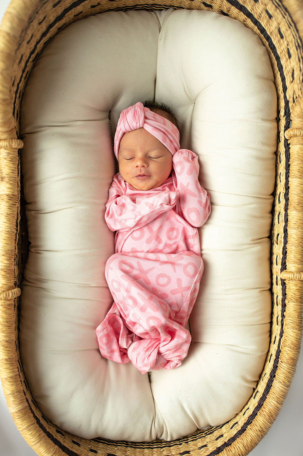 variant:style=XOXO Gown With Bow