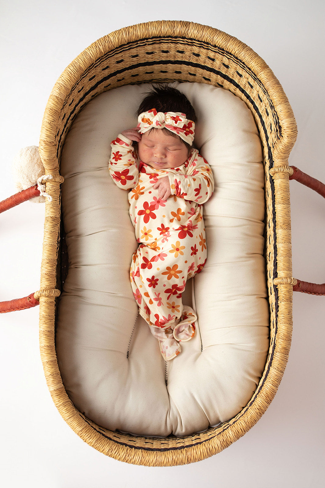 variant:style=Groovy Gown With Bow