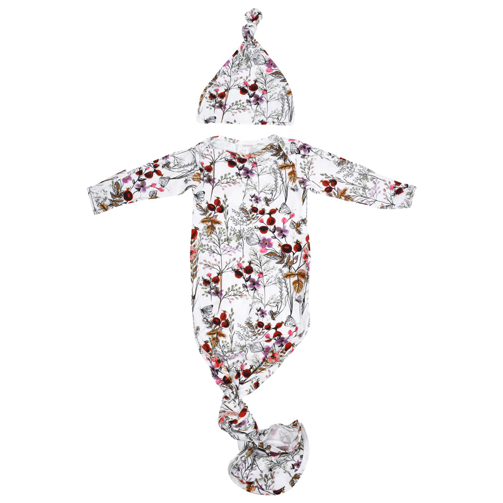variant:style=Gown & Hat