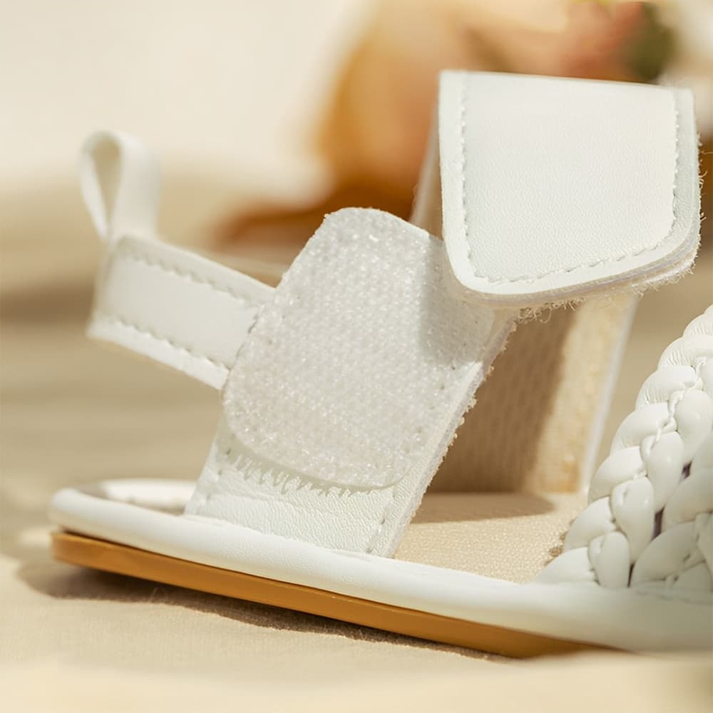 variant:color=White