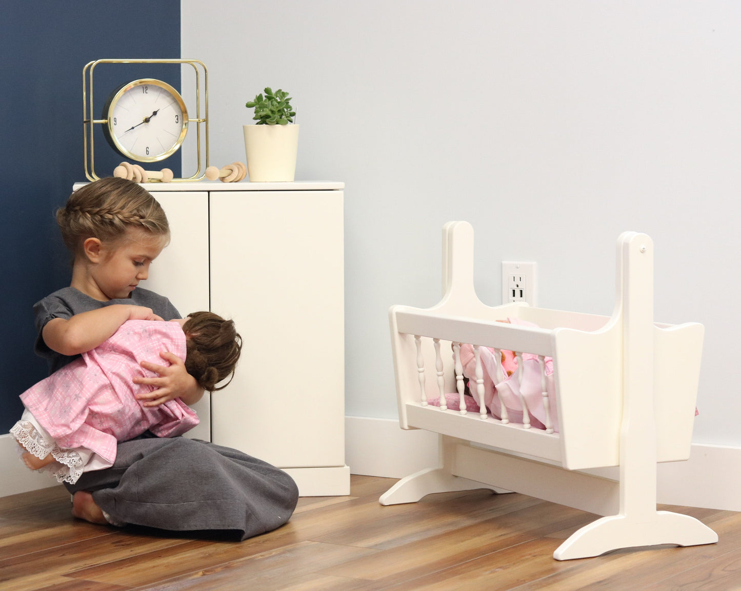 Amish Wooden Deluxe Doll Swinging Cradle with Bedding