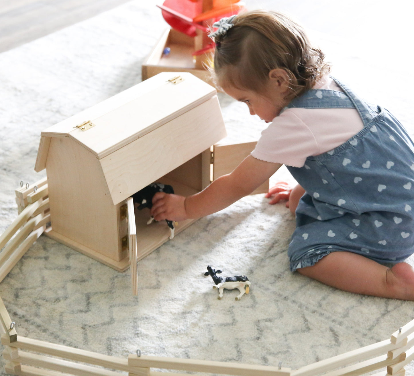 Amish Mini Wooden Barn Toy Hip Roof Barn Design