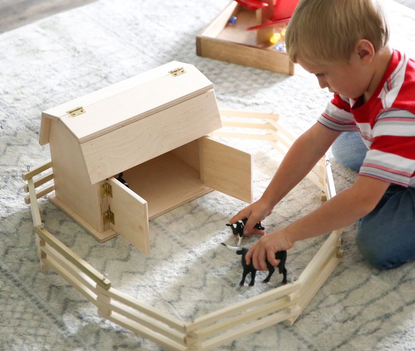 Amish Mini Wooden Barn Toy Hip Roof Barn Design
