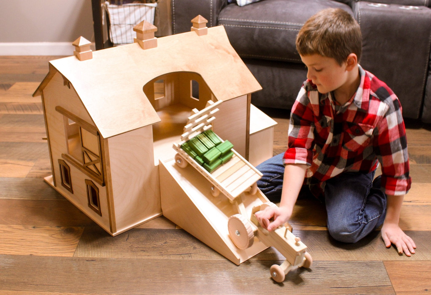 AmishLarge Pennsylvania Bank Barn Toy, Hand-Crafted in Lancaster County, PA