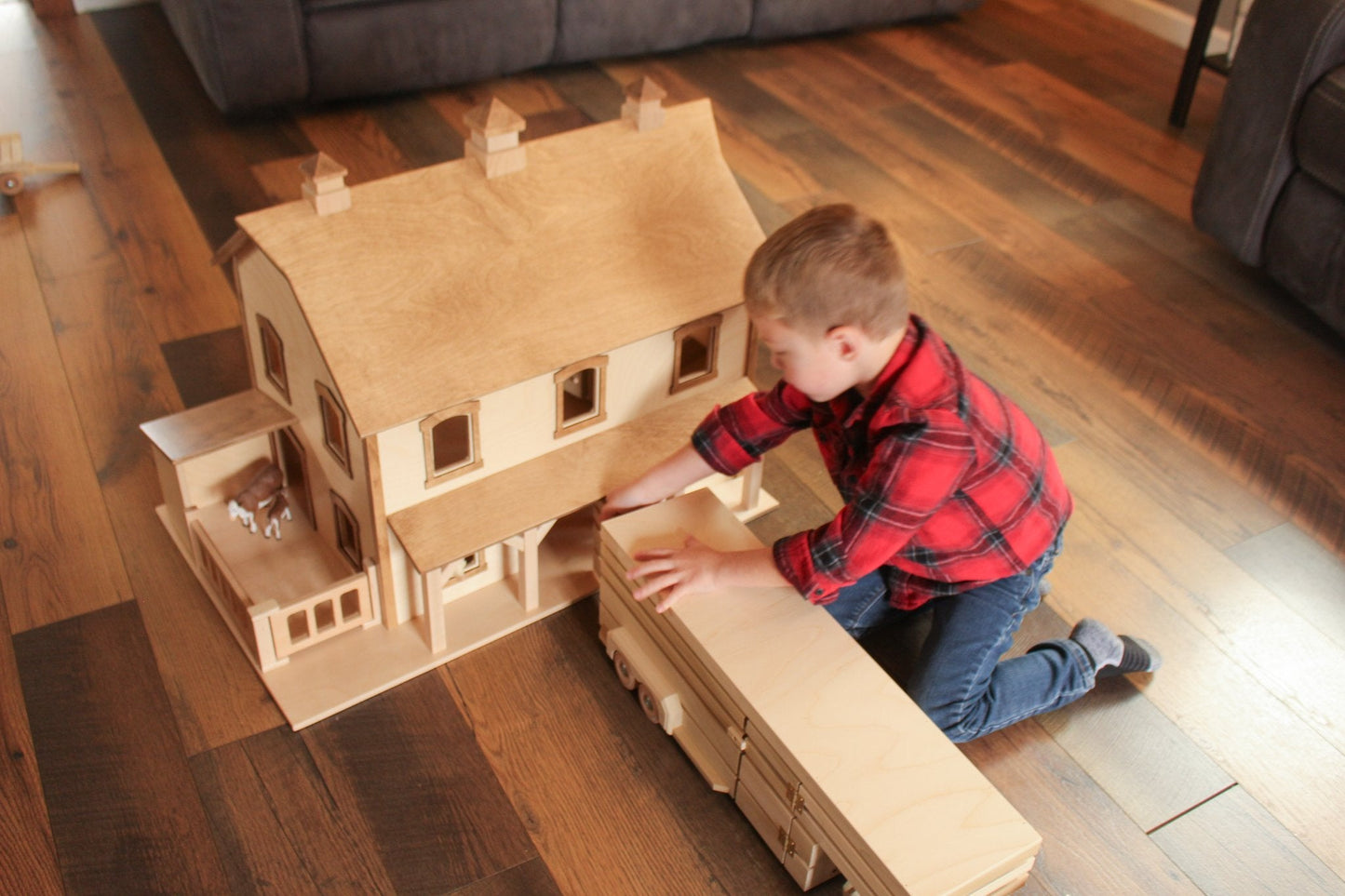 AmishLarge Pennsylvania Bank Barn Toy, Hand-Crafted in Lancaster County, PA